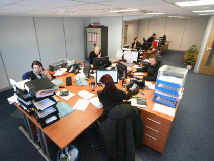 Как в системе 1С:ERP Управление предприятием маркировать остатки товаров лёгкой промышленности